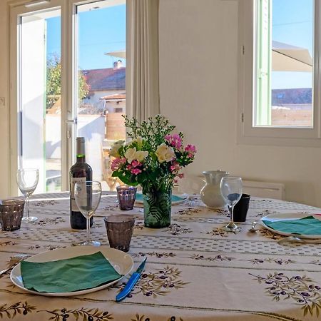 Le Cabanon De Virginie Βίλα Salin-de-Giraud Εξωτερικό φωτογραφία